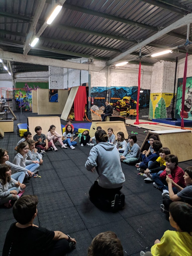 R-Evolution School
